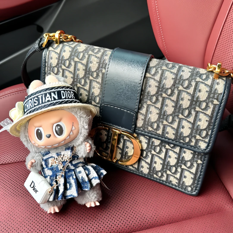 Labubu Elegant Blue Outfit Set – Handmade Dress, Hat & White Crossbody Bag - Image 3