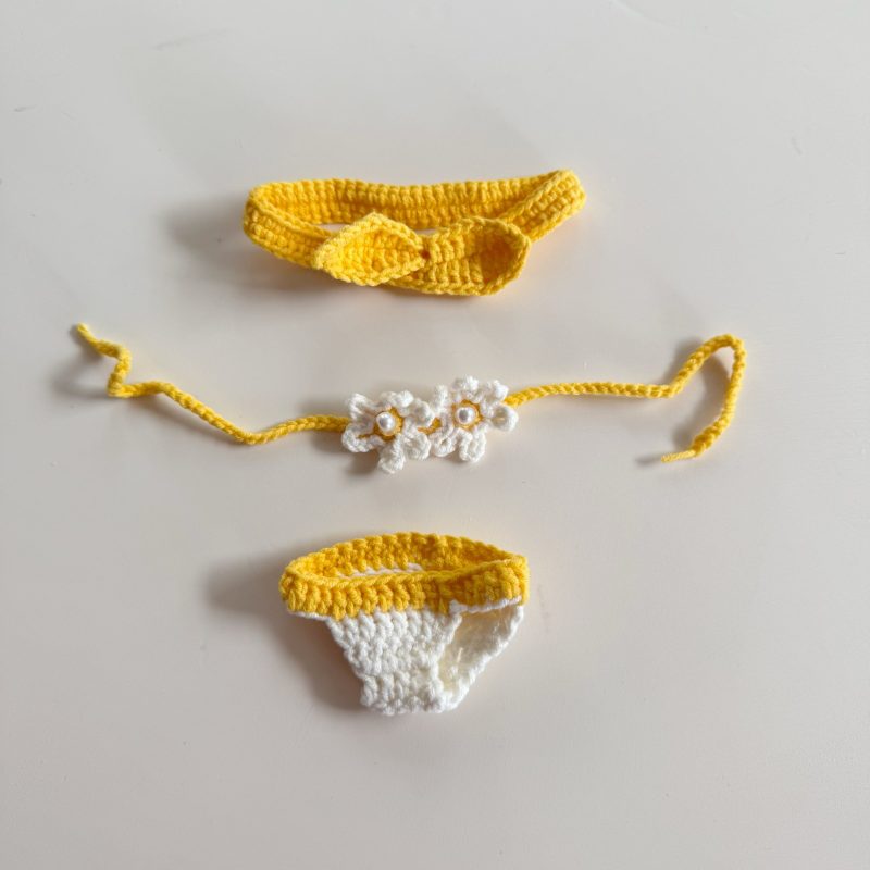 Labubu Sunflower Bikini Set – Yellow & White Floral Summer Outfit for 17CM/6.7IN Dolls - Image 2
