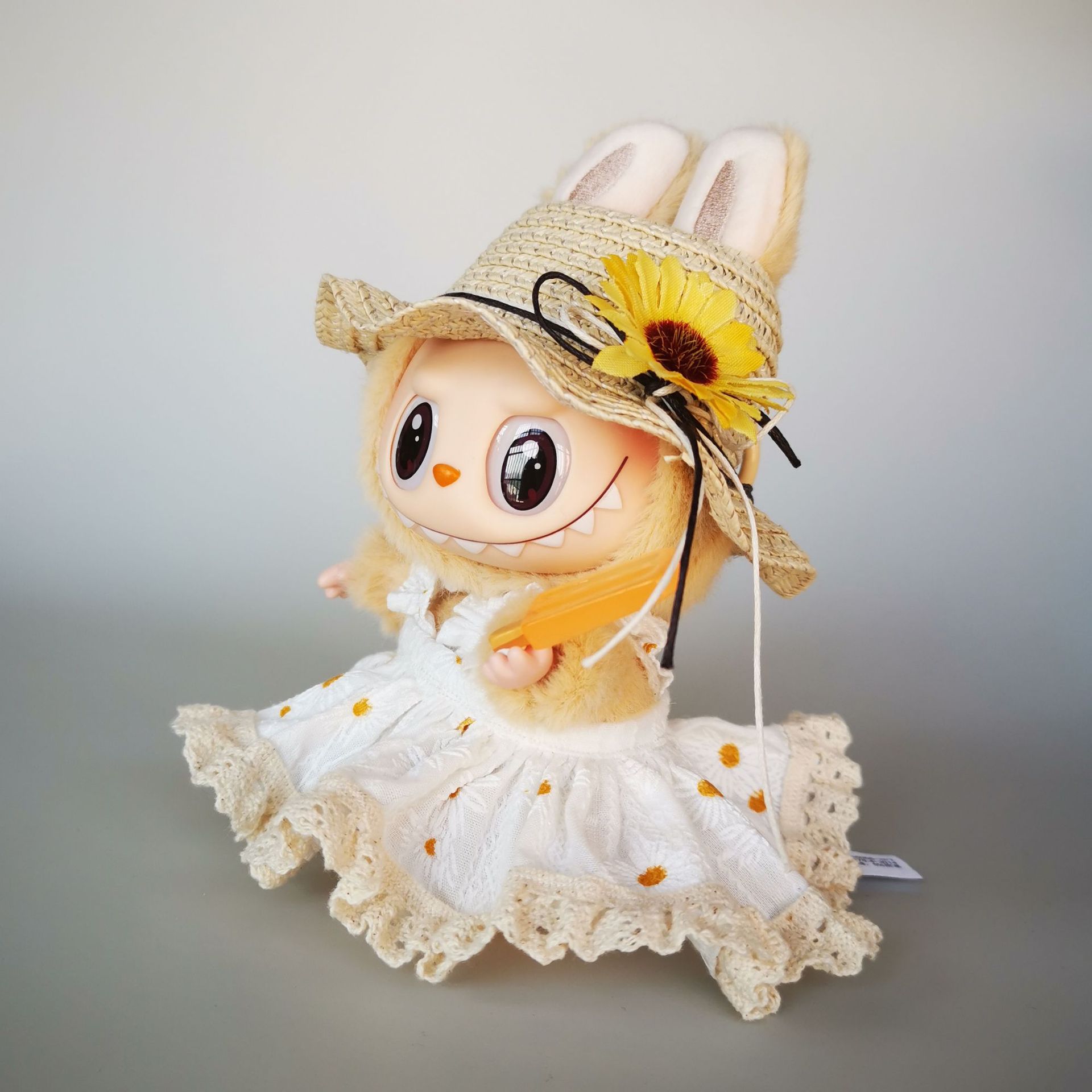 Labubu Sunflower Summer Outfit 2 Labubu Sunflower Summer Outfit - Image 2